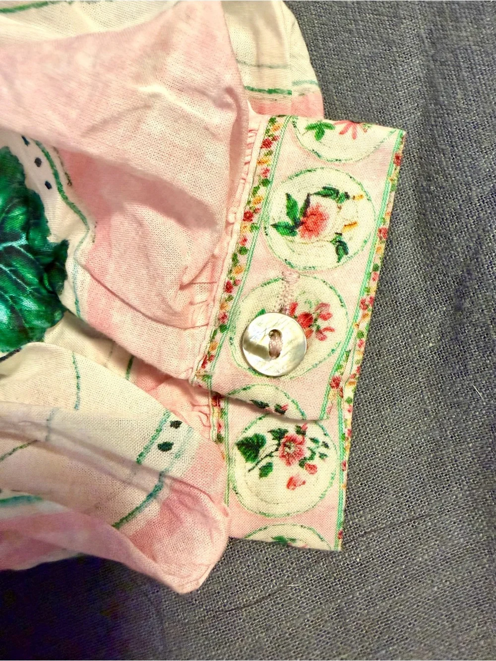 A Loves A light pink